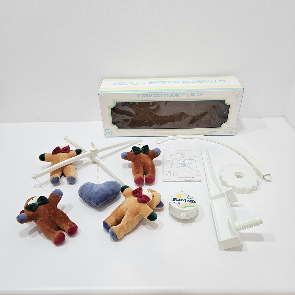 Vintage Bantam Spinning Musical Mobile Bears And Heart Model 61200
